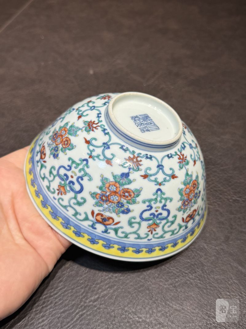 清道光 斗彩簇菊纹碗 - 图8